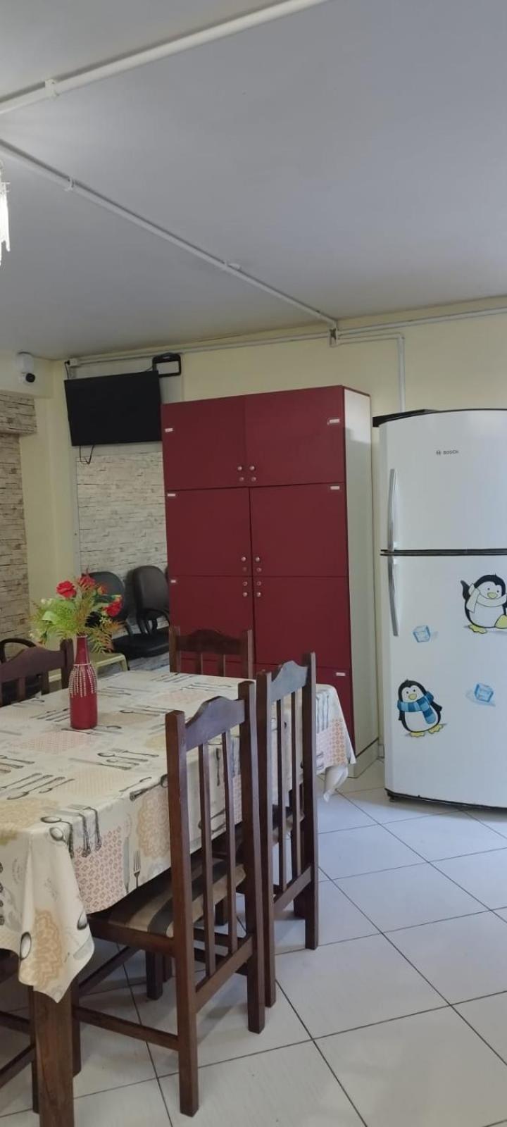 Hostel Em Brusque - Para Quem Busca Economia - Otima Localizacao Ngoại thất bức ảnh